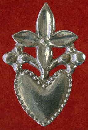 Badge, Flowering heart lovers' token, 14th-15th century - Click Image to Close