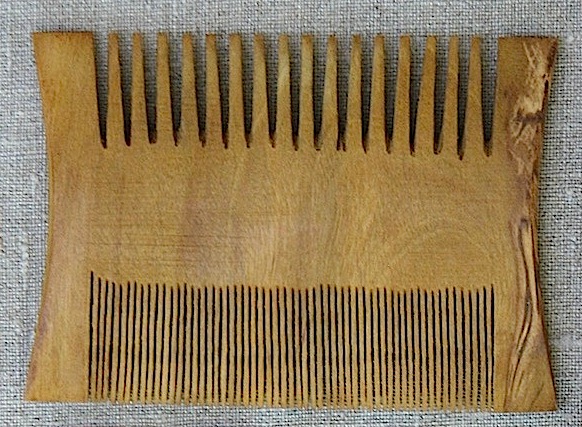 Comb, plain wood - Click Image to Close