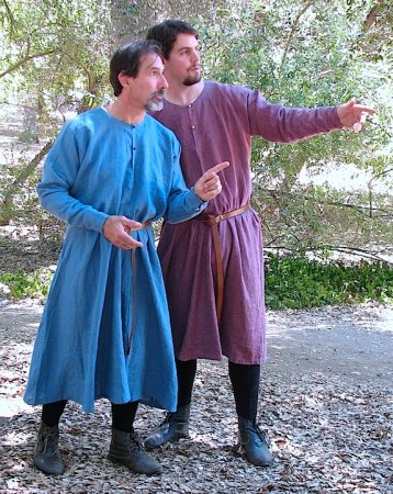 (image for) Tunic, "Manessa" style, MADE TO ORDER